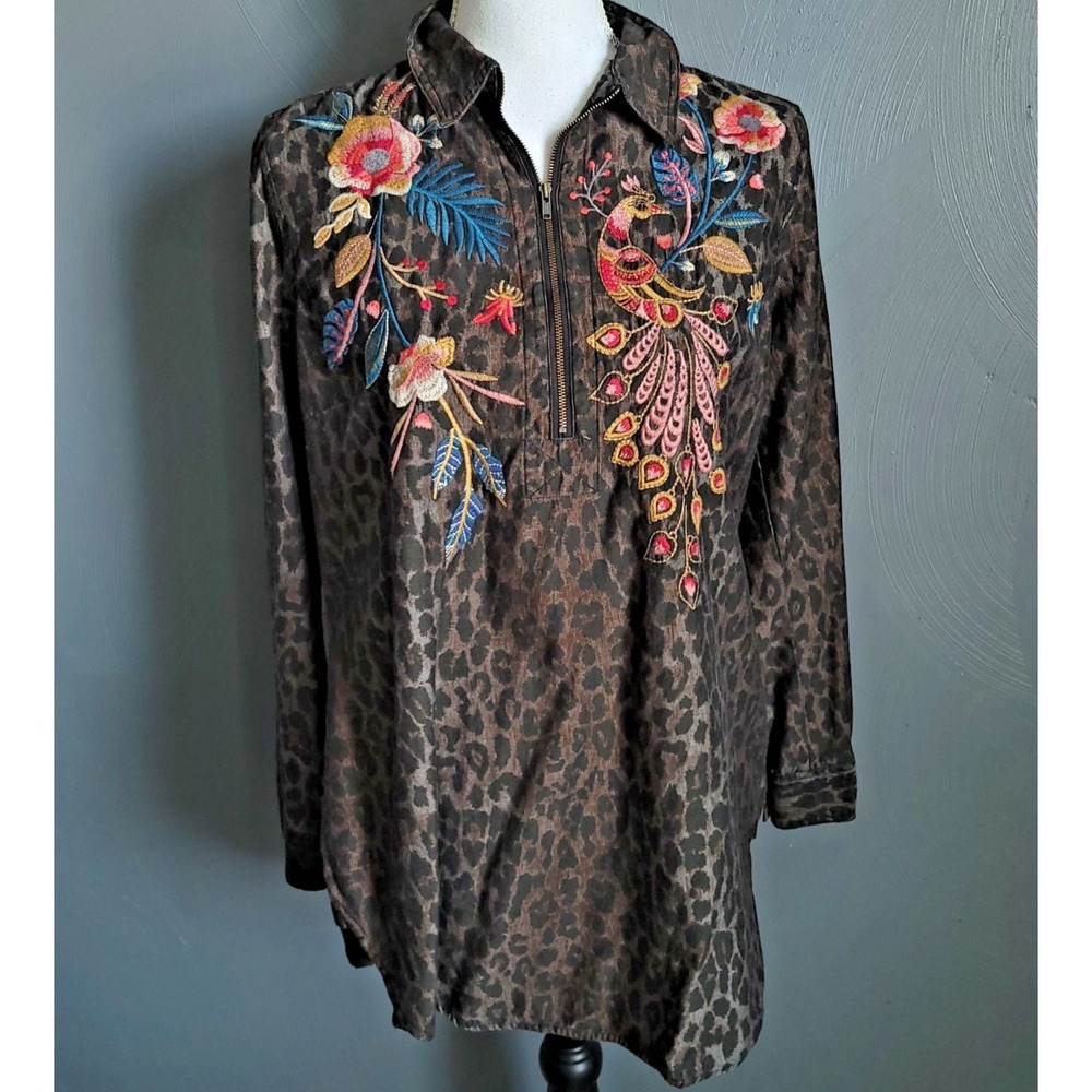 JOHNNY WAS Workshop Top Womens Size XS Leopard Embroidered Peacock Zip Up Tunic